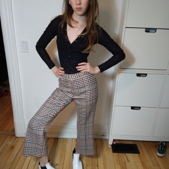 Contemporary Cropped Plaid pants size 4  versatile both casual or chic cream - Picture 1 of 11